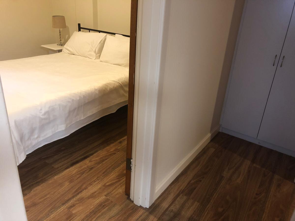 Kingscote Central Appartement Buitenkant foto